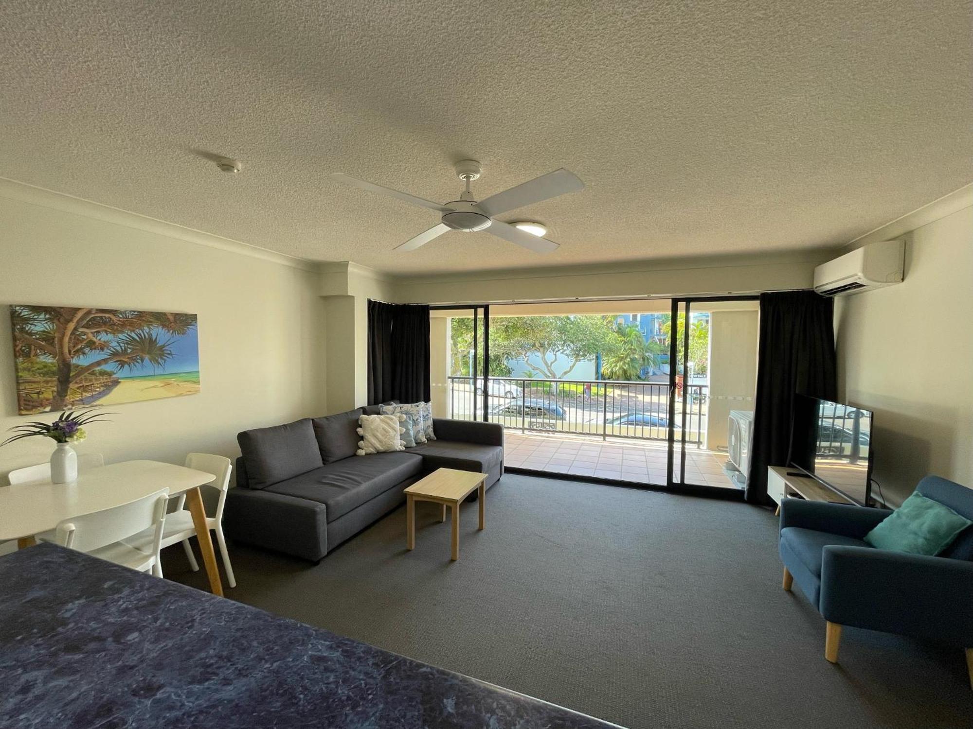Belaire Place Motel Apartments Caloundra Ngoại thất bức ảnh