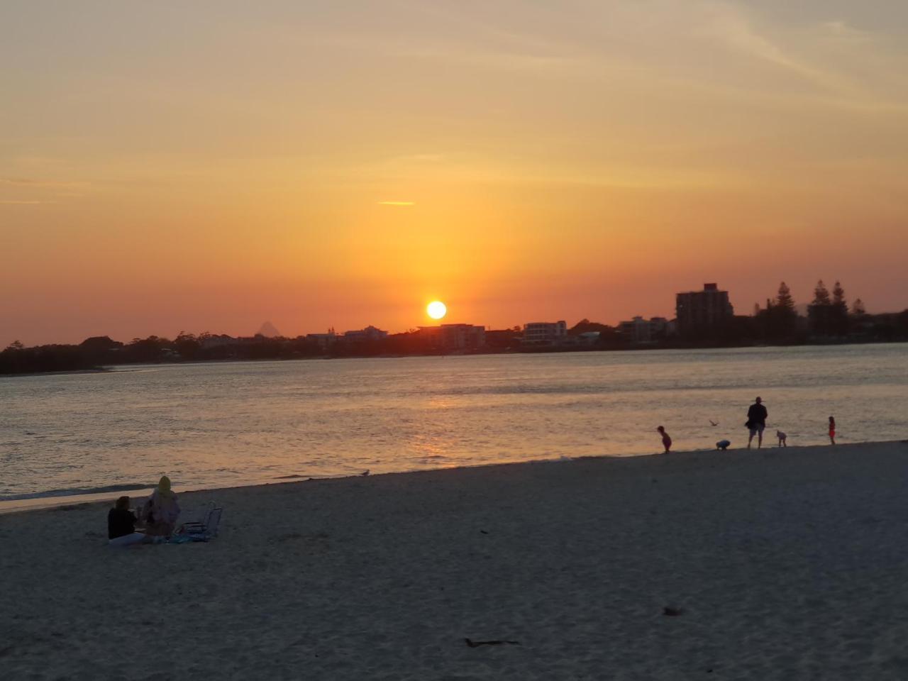 Belaire Place Motel Apartments Caloundra Ngoại thất bức ảnh