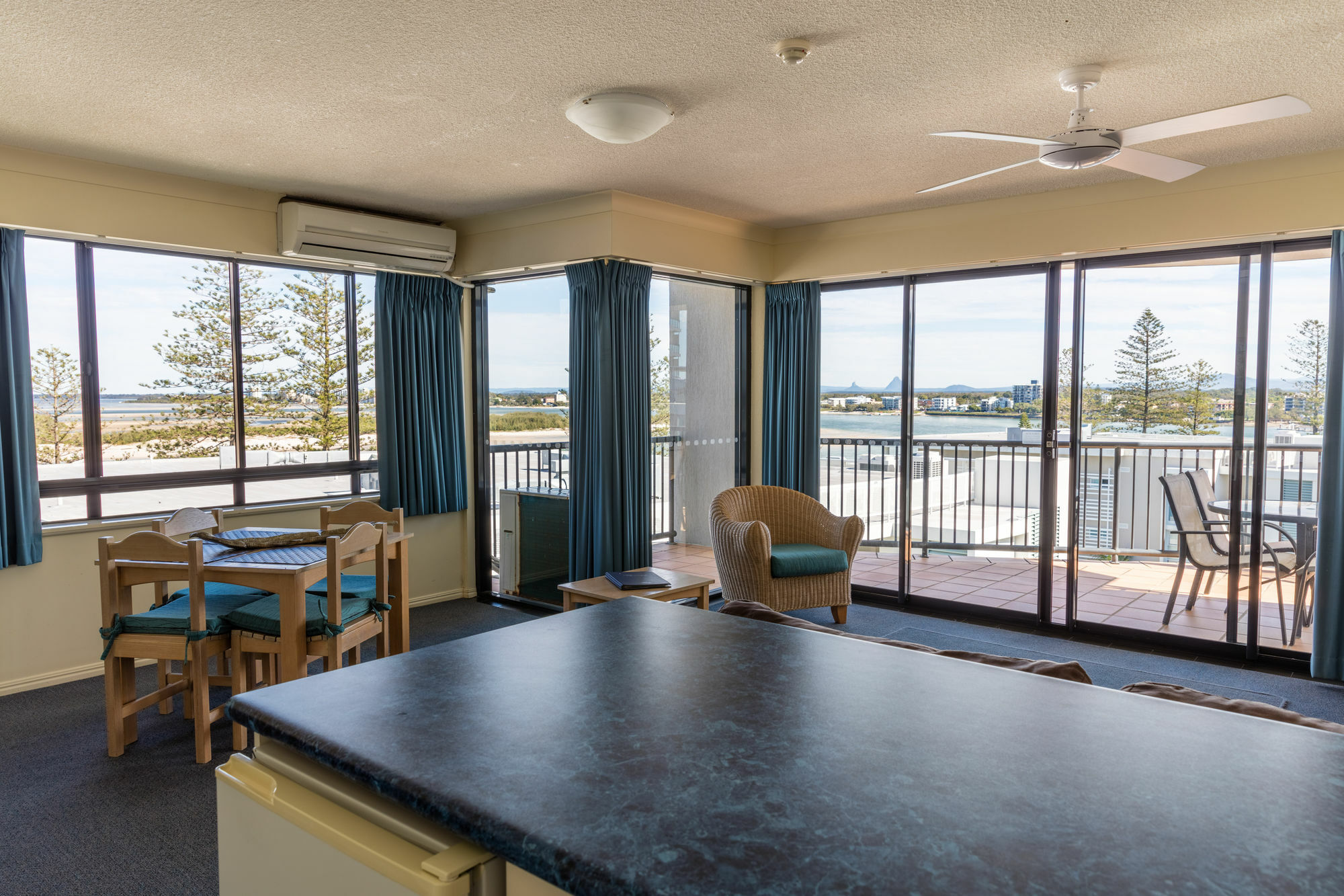 Belaire Place Motel Apartments Caloundra Ngoại thất bức ảnh